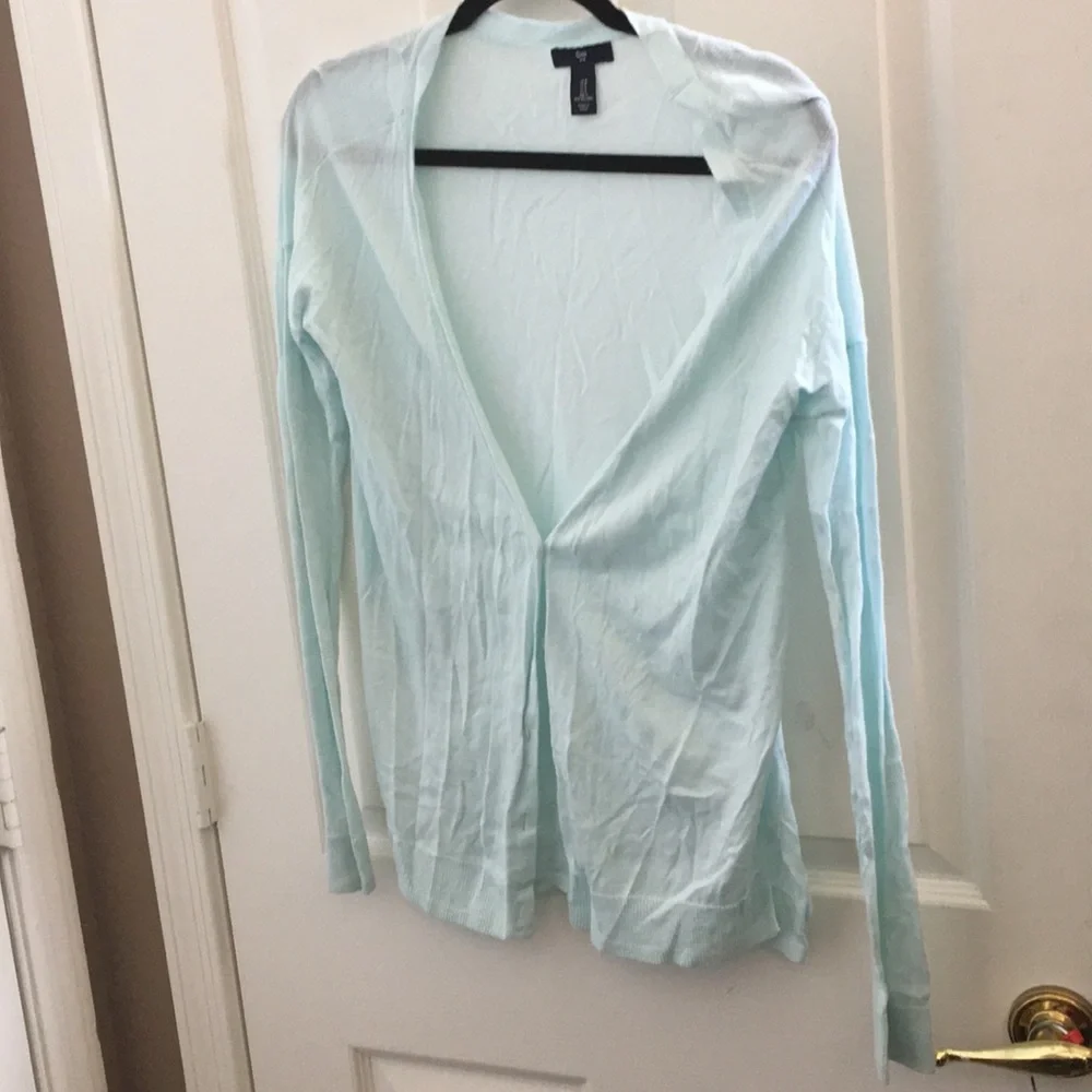 FINAL MARKDOWN Ladies gap cardigan sweater small